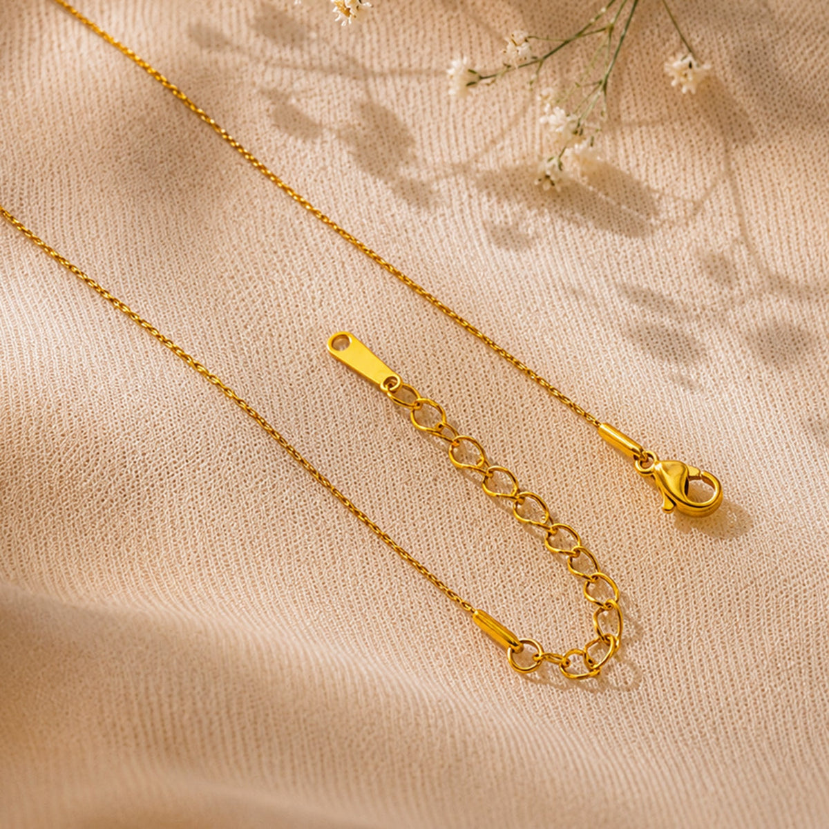 Demi Fine 18K Gold Plated Stainless Steel Solitaire Pendant Necklace フリーサイズ