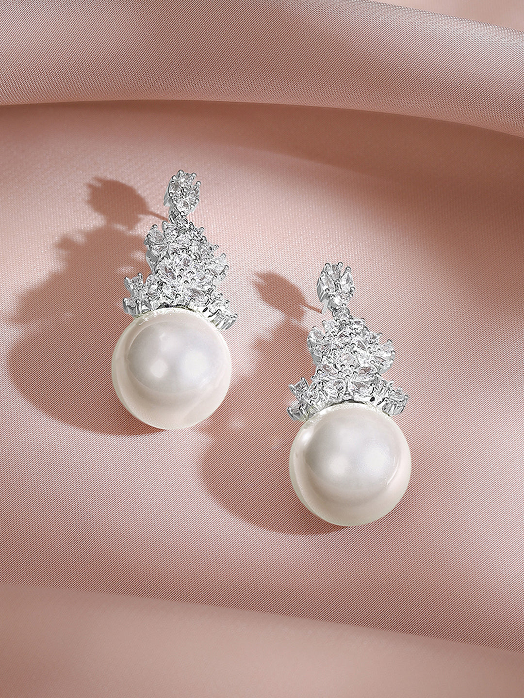 【Rubans】 Rhodium Plated Floral Crystal Pearl Drop Earrings｜ロジウムメッキ フローラル クリスタル パールドロップ イヤリング