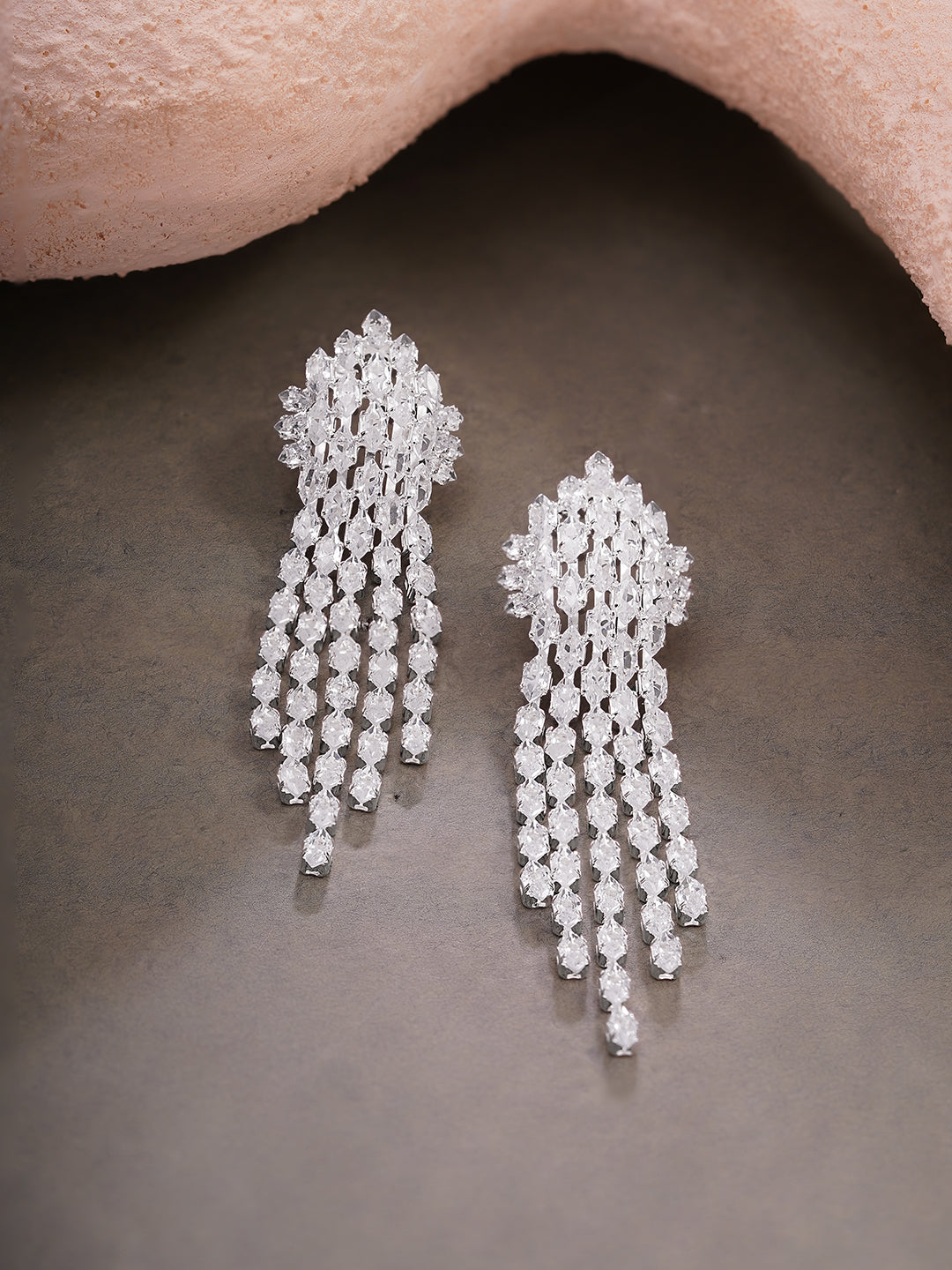 【Rubans】 Rhodium Plated Crystal Drop Tassel Earrings｜ロジウムメッキ クリスタル ドロップタッセル イヤリング