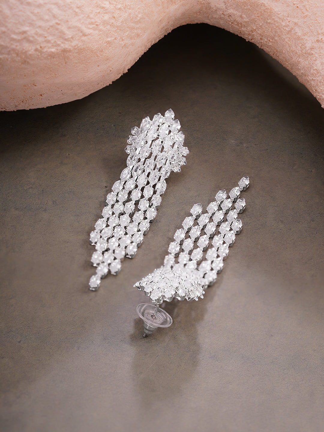 【Rubans】 Rhodium Plated Crystal Drop Tassel Earrings｜ロジウムメッキ クリスタル ドロップタッセル イヤリング