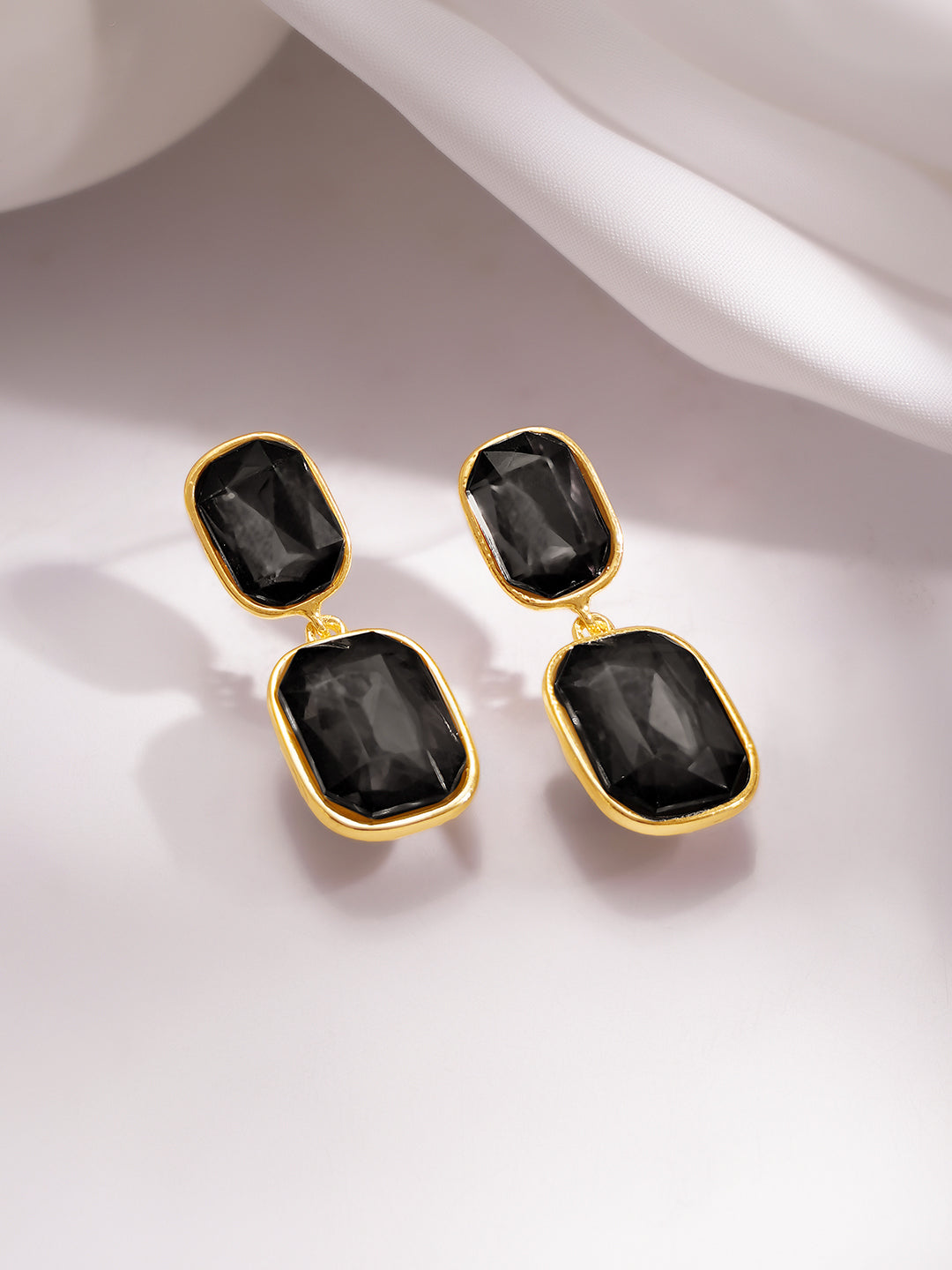 【Rubans】 Gold Plated Geometric Crystal Black onyx Drop Earrings｜ゴールドメッキ ジオメトリック クリスタル ブラックオニキス ドロップイヤリング