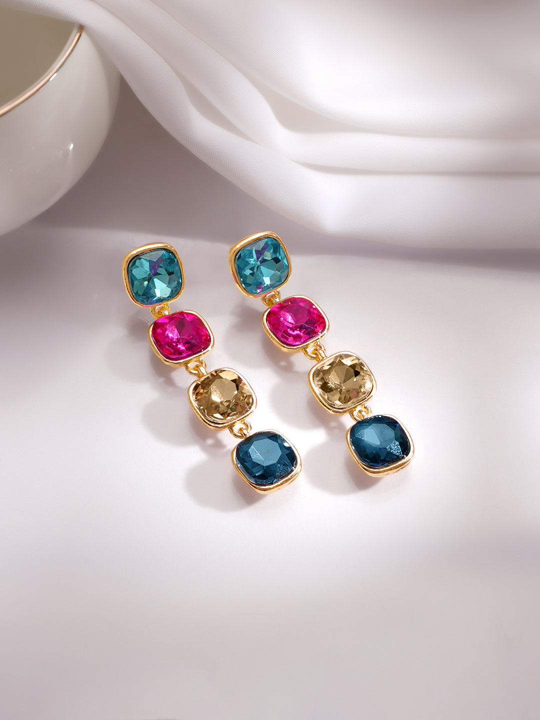 【Rubans】 Gold Plated Multicolor Crystal Dangler Earrings｜ゴールドメッキ マルチカラー クリスタル ダングラーイヤリング