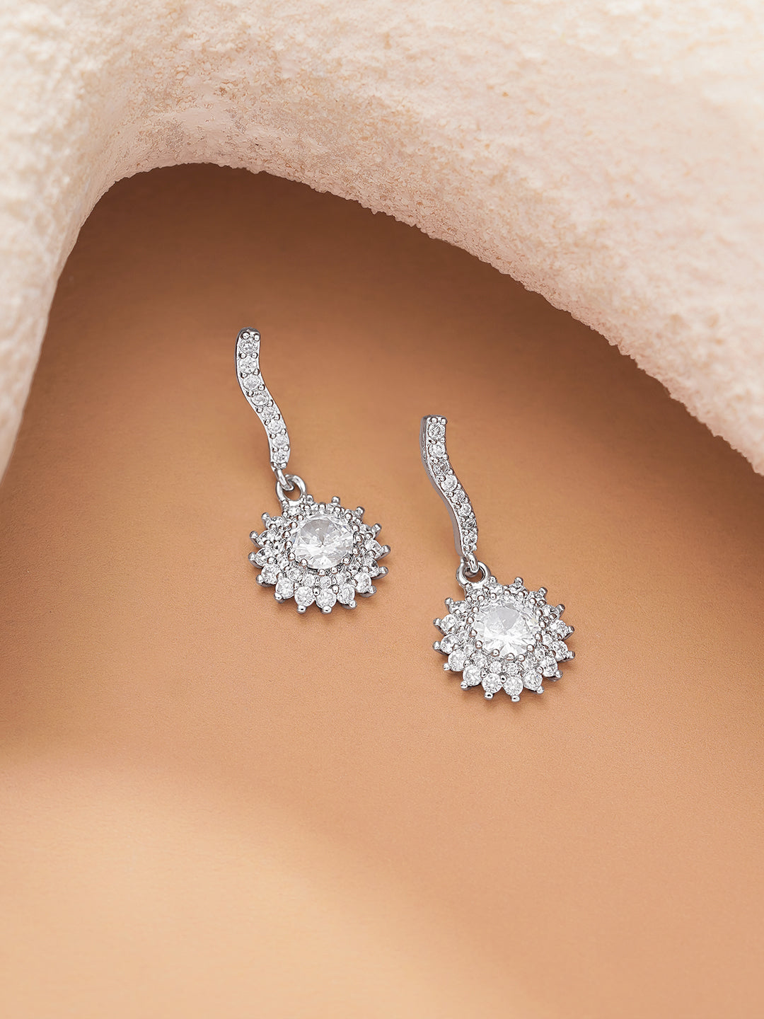 【Rubans】 Rhodium Plated American Diamond Zirconia floral Drop Earrings｜ロジウムメッキ アメリカンダイヤモンド ジルコニア フローラル ドロップイヤリング