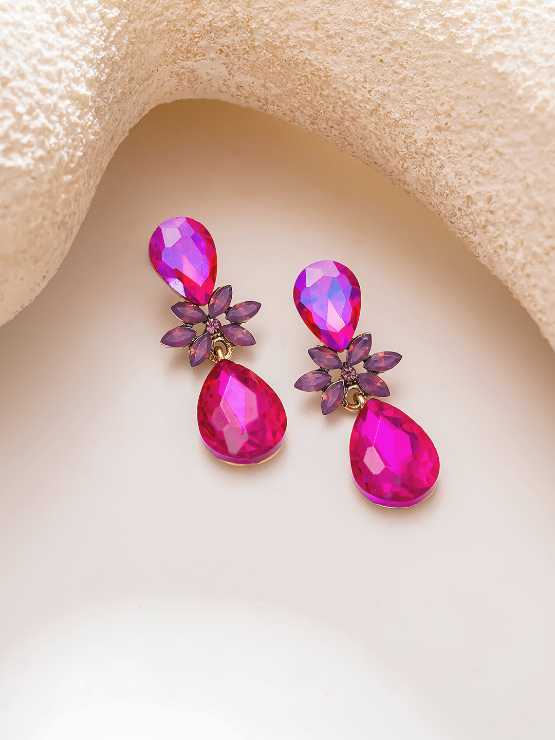 【Rubans】Gold Plated Fuchsia Bloom Crystal Teardrop Earrings｜ゴールドメッキ フューシャブルーム クリスタル ティアドロップピアス
