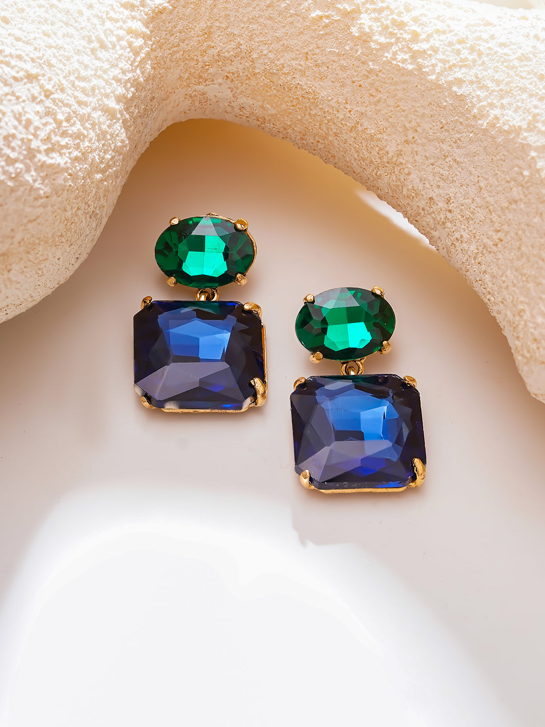 【Rubans】Gold Plated Midnight Peacock Antique Crystal Drop Earrings｜ゴールドメッキ ミッドナイトピーコック アンティーク クリスタル ドロップピアス