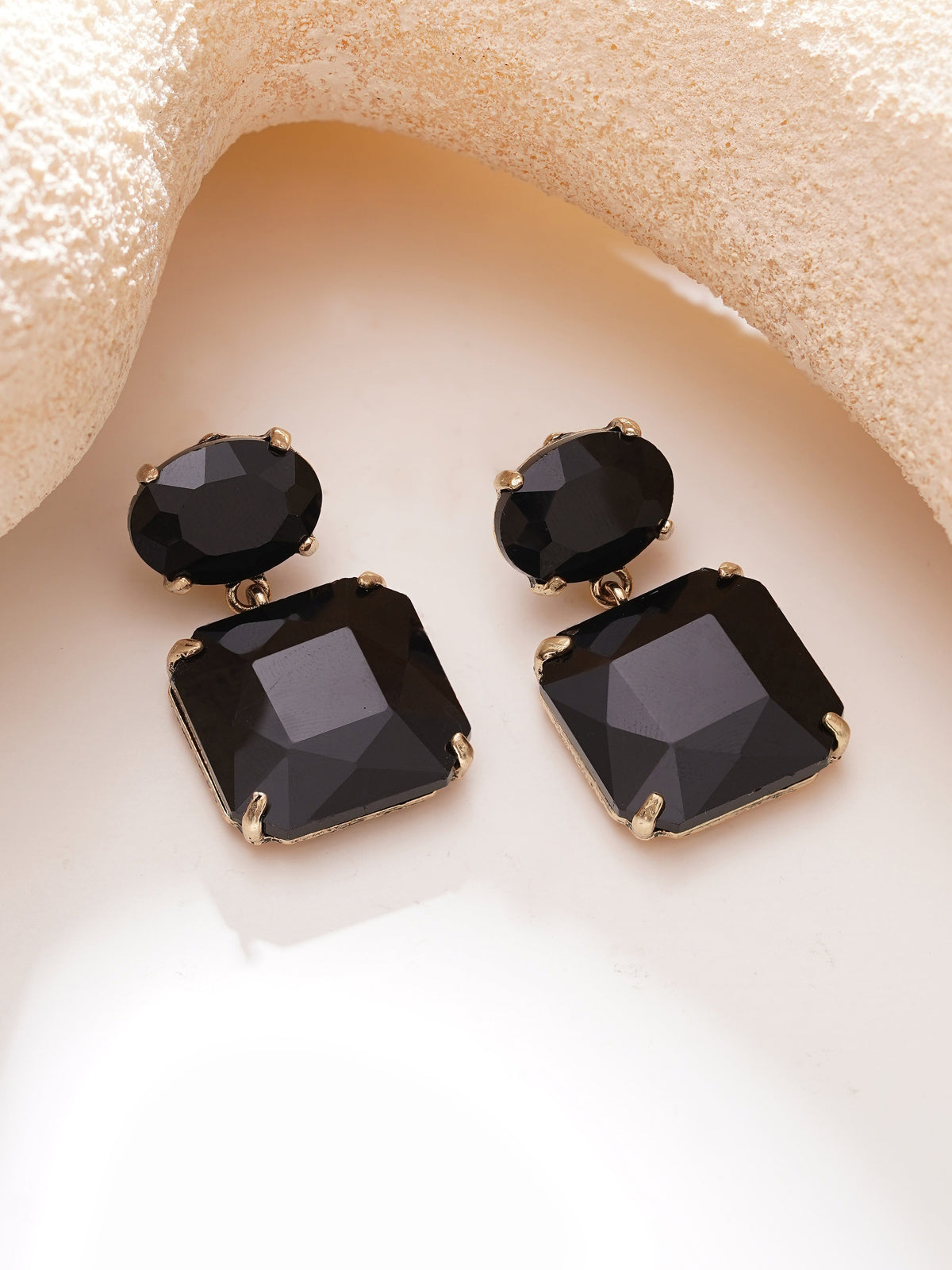 【Rubans】Gold Plated Midnight Noir Antique Black Crystal Drop Earrings｜ゴールドメッキ ミッドナイトノワール アンティーク ブラッククリスタル ドロップピアス