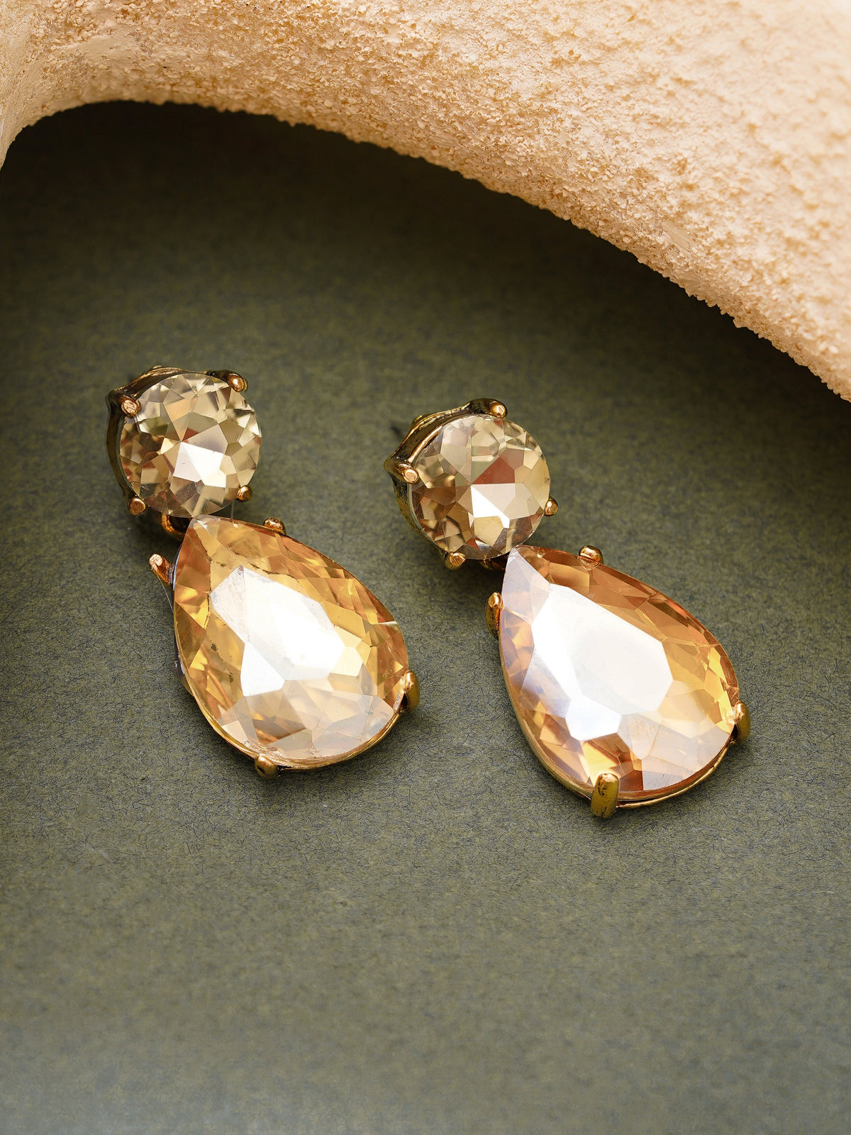 【Rubans】Gold Plated Champagne Toast Antique Crystal Teardrop Earrings｜ゴールドメッキ シャンパントースト アンティーク クリスタル ティアドロップピアス
