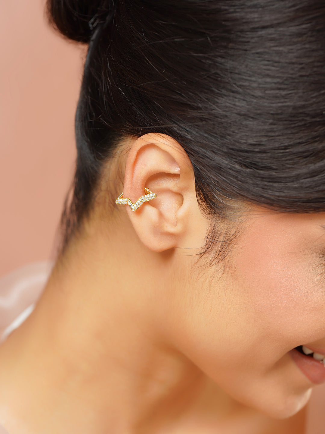【Rubans】 Gold Plated American Diamond Zirconia Star Design Cuff Earrings｜ゴールドメッキ アメリカンダイヤモンド ジルコニア スターデザイン イヤーカフ