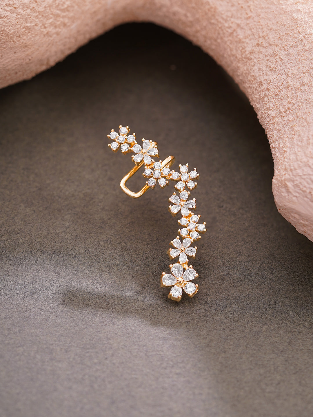 【Rubans】 Gold Plated Crystal Blossom Vine Ear Cuff｜ゴールドメッキ クリスタル ブロッサムヴァイン イヤーカフ
