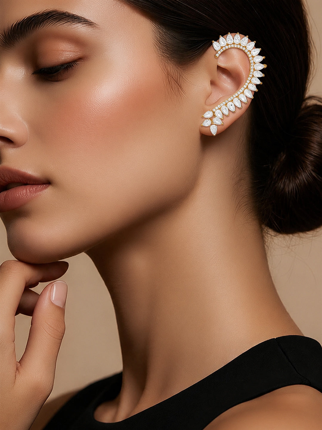 【Rubans】 Gold Plated Crystal Vine Ear Cuff Earrings｜ゴールドメッキ クリスタル ヴァイン イヤーカフ イヤリング