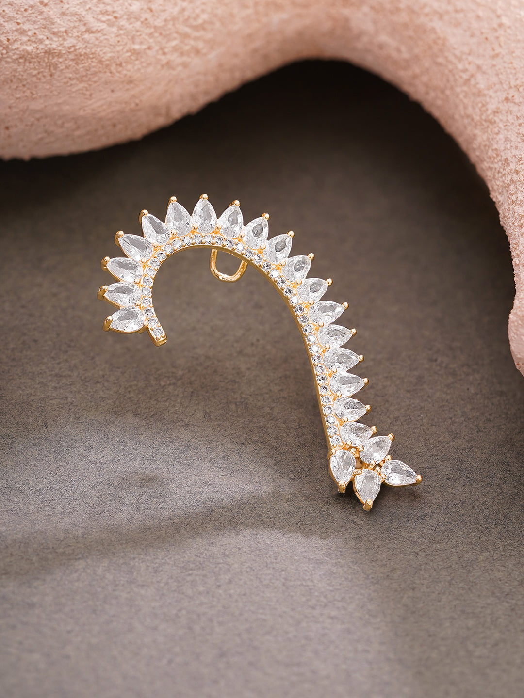【Rubans】 Gold Plated Crystal Vine Ear Cuff Earrings｜ゴールドメッキ クリスタル ヴァイン イヤーカフ イヤリング