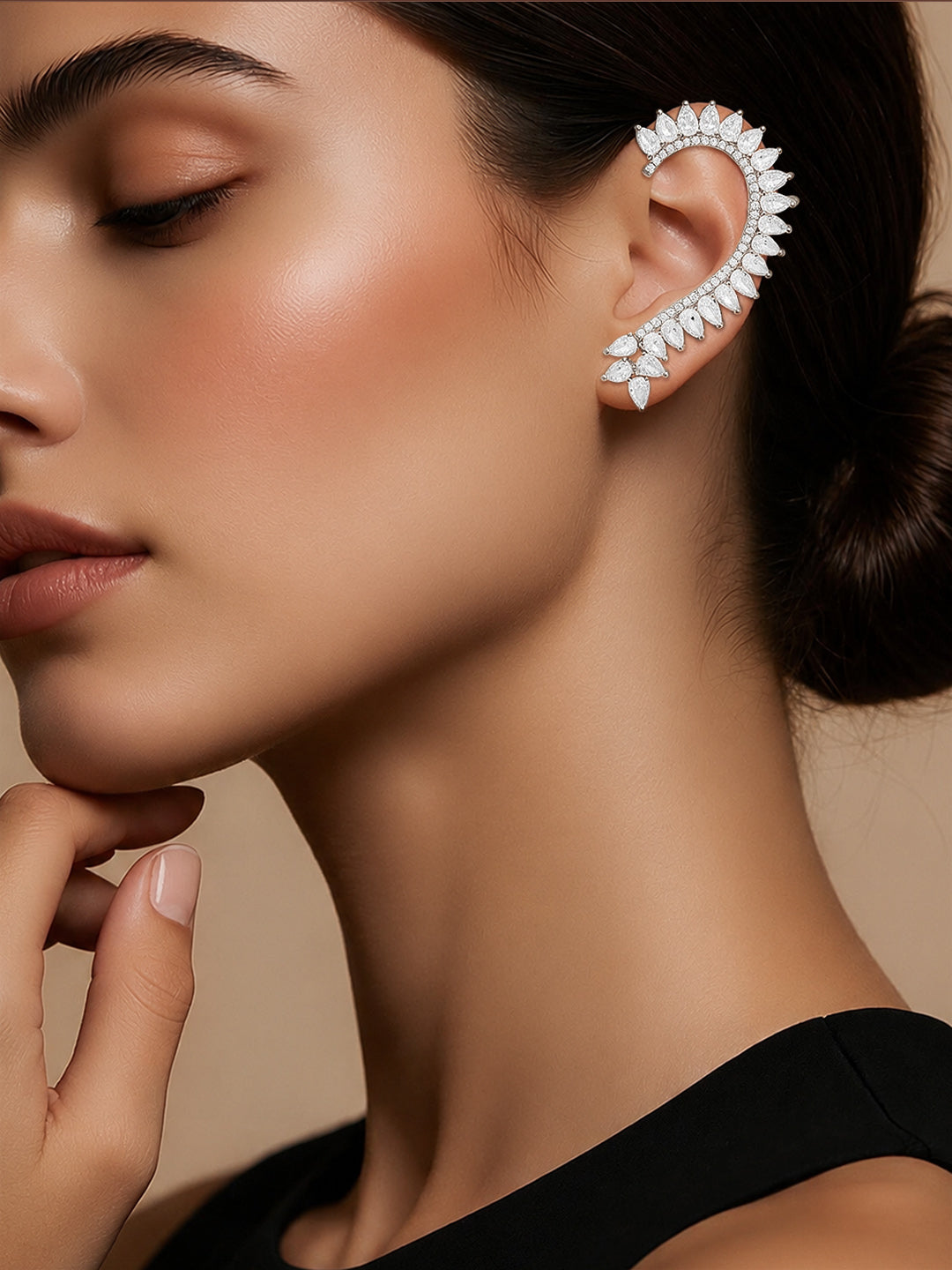 【Rubans】 Rhodium Plated Crystal Vine Ear Cuff Earrings｜ロジウムメッキ クリスタル ヴァイン イヤーカフ イヤリング