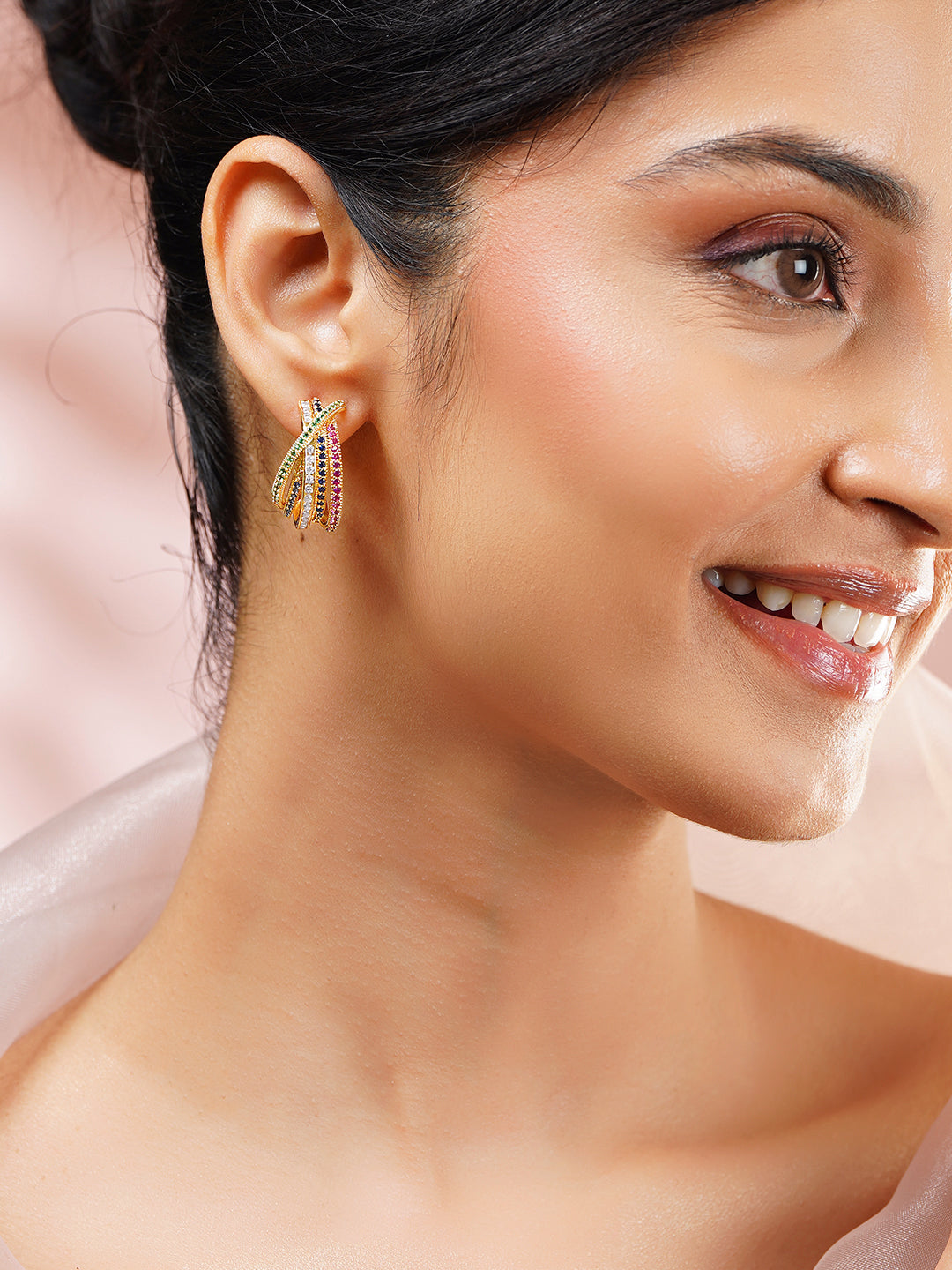 【Rubans】 Gold Plated Zirconia Crossover Hoop Earrings｜ゴールドメッキ ジルコニア クロスオーバー フープイヤリング