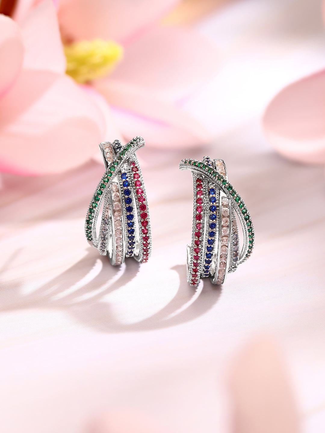 【Rubans】 Rhodium Plated Zirconia Crossover Hoop Earrings｜ロジウムメッキ ジルコニア クロスオーバー フープイヤリング