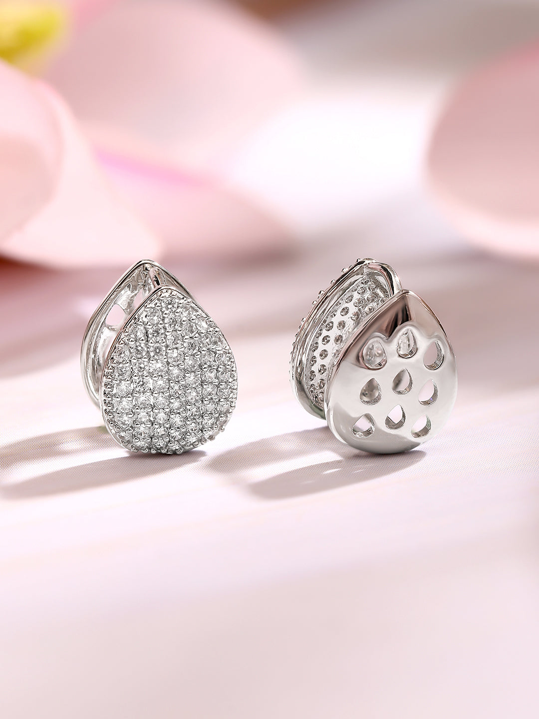 【Rubans】 Rhodium Plated American Diamond Zirconia Teardrop Hoop Earrings｜ロジウムメッキ アメリカンダイヤモンド ジルコニア ティアドロップ フープイヤリング