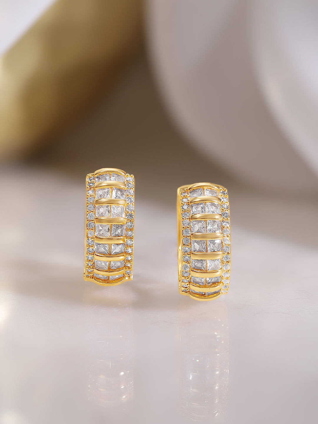 【Rubans】 Gold Plated American Diamond Zirconia Vertical Baguette Hoop Earrings｜ゴールドメッキ アメリカンダイヤモンド ジルコニア バーティカルバゲット フープイヤリング