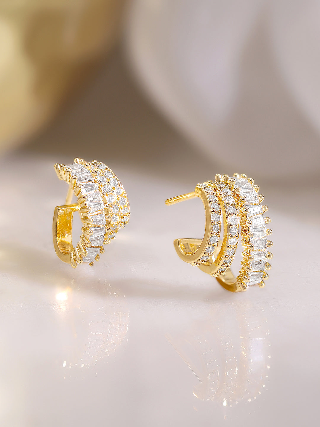【Rubans】 Gold Plated American Diamond Zirconia Leaf Design Hoop Earrings｜ゴールドメッキ アメリカンダイヤモンド ジルコニア リーフデザイン フープイヤリング