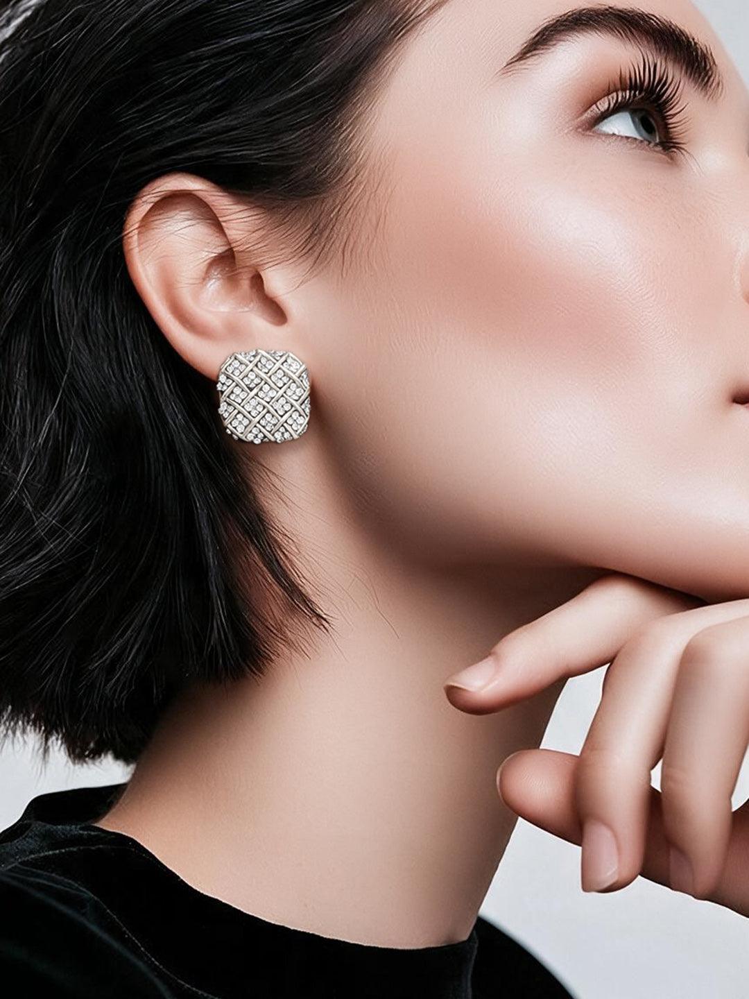 【Rubans】 Rhodium Plated Crystal Weave Stud Earrings｜ロジウムメッキ クリスタル ウィーブ スタッドイヤリング