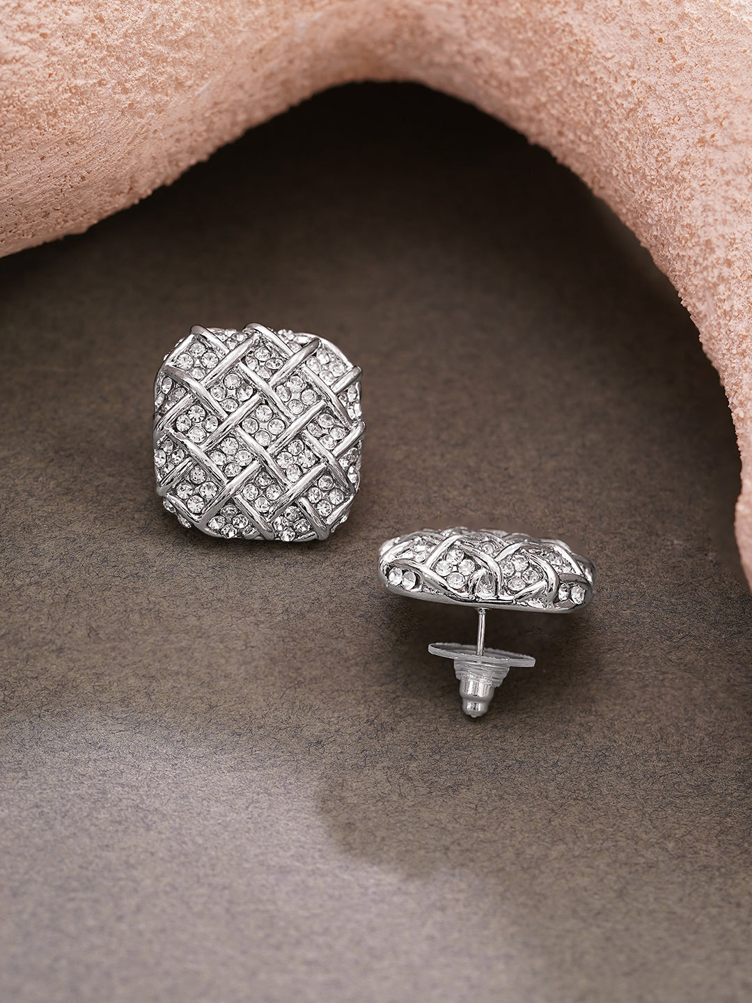【Rubans】 Rhodium Plated Crystal Weave Stud Earrings｜ロジウムメッキ クリスタル ウィーブ スタッドイヤリング