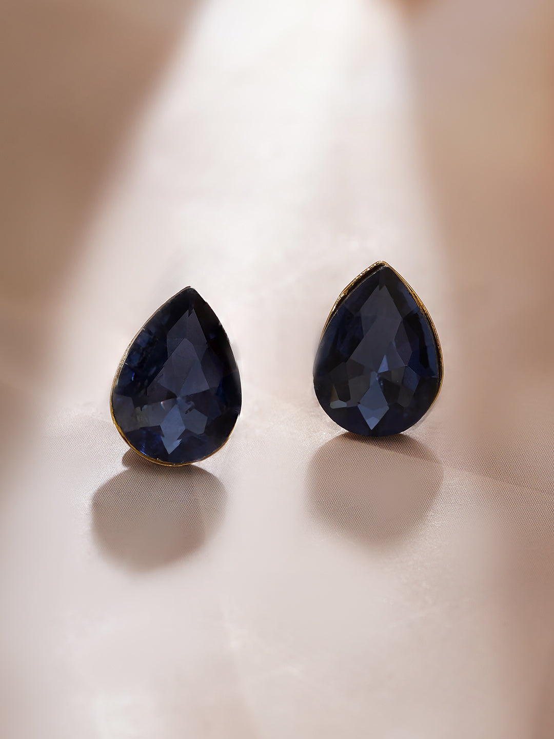 【Rubans】 Gold Plated Sapphire Zirconia Teardrop Stud Earrings｜ゴールドメッキ サファイア ジルコニア ティアドロップ スタッドイヤリング