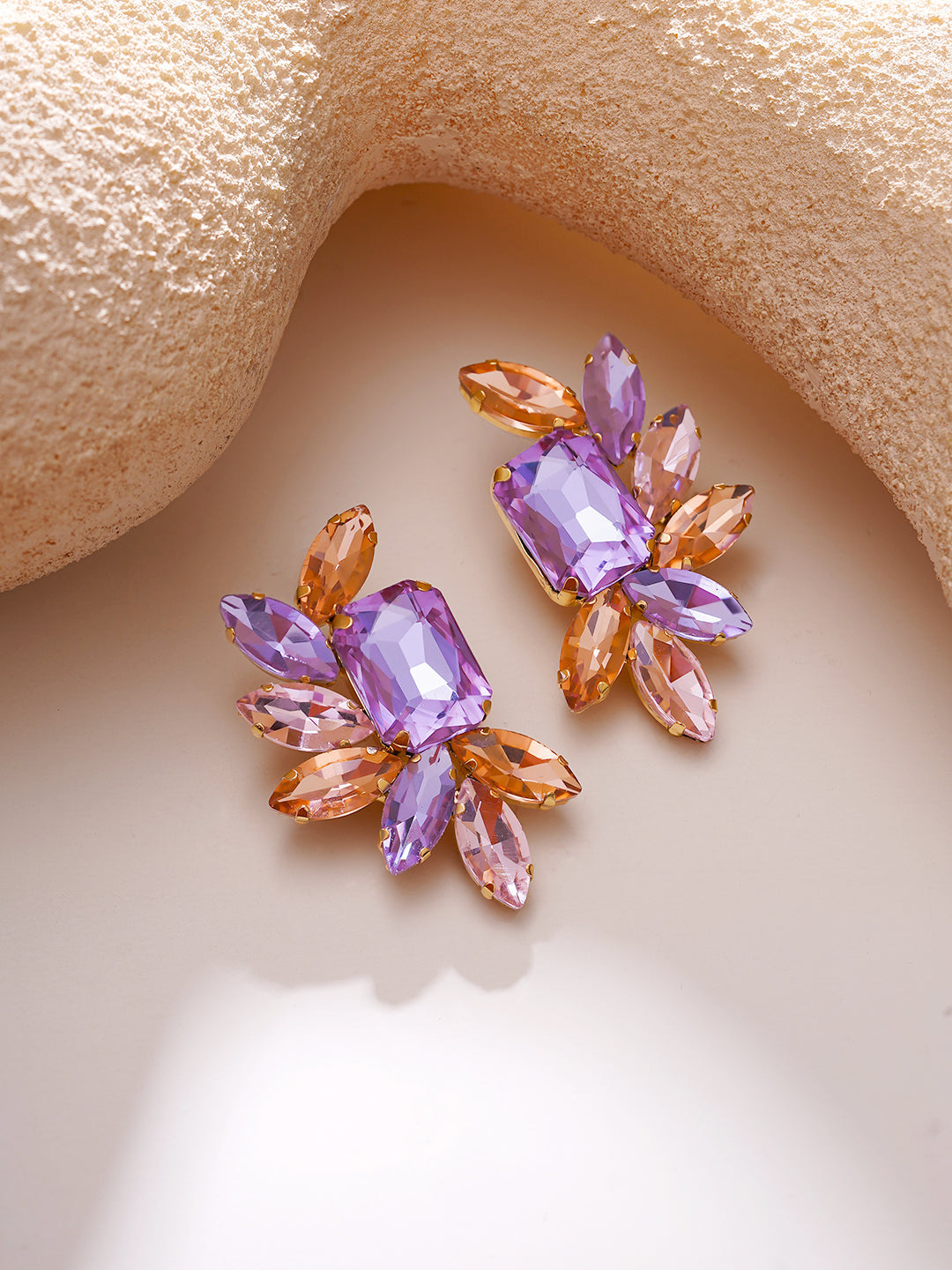 【Rubans】Gold Plated Peach Crystal Cluster Studs Earrings｜ゴールドメッキ ピーチ クリスタル クラスター スタッドピアス