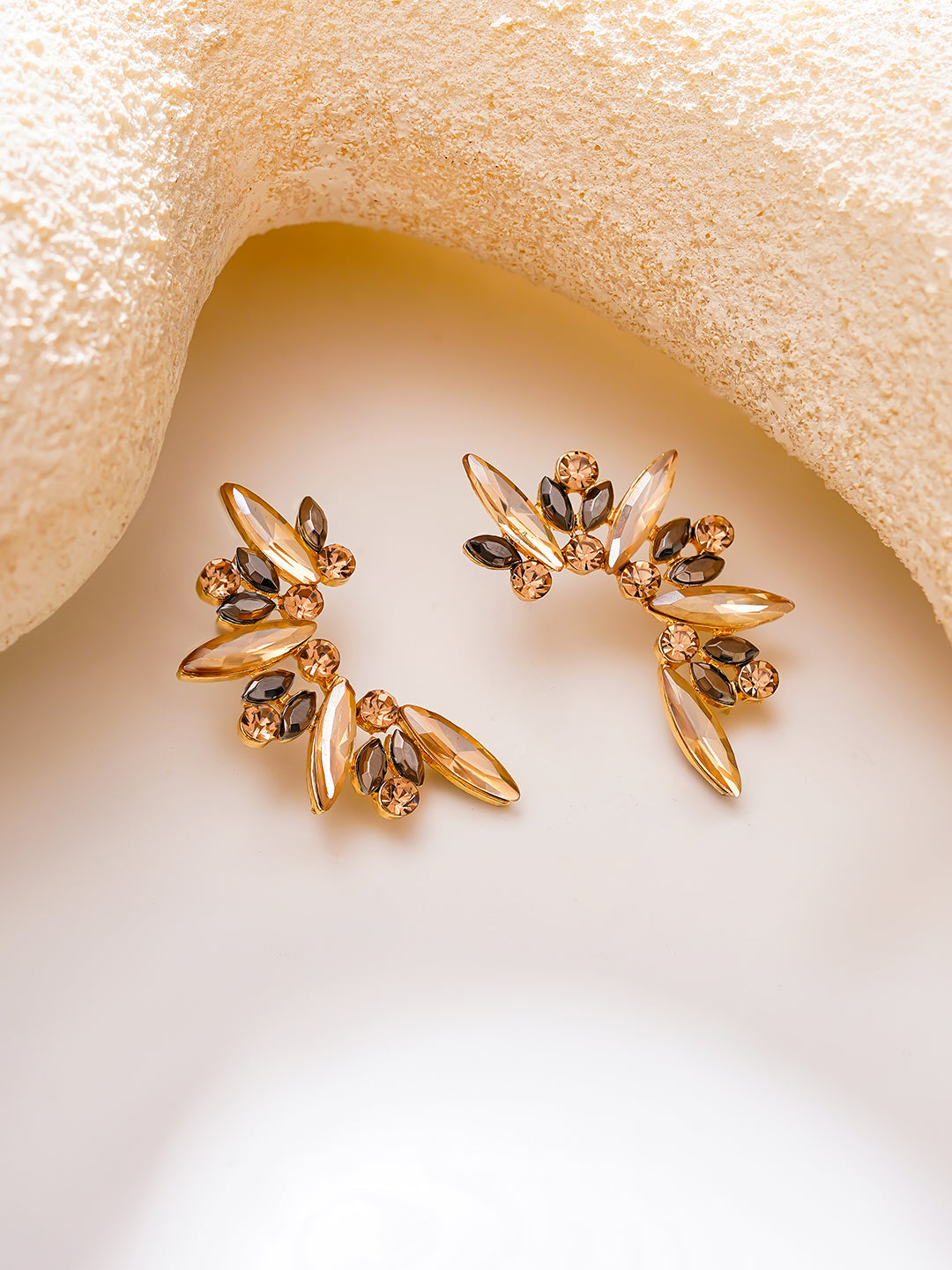 【Rubans】Gold Plated Wings Champagne Crystal Studs Earrings｜ゴールドメッキ ウィングス シャンパンクリスタル スタッドピアス