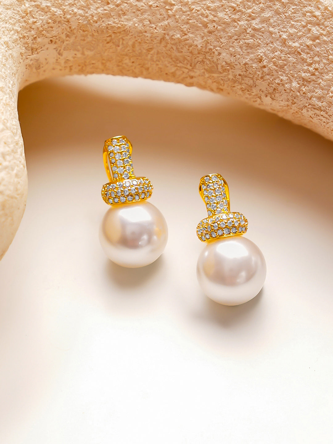 【Rubans】Gold Plated white pearl drop minimal earrings｜ゴールドメッキ ホワイトパール ドロップ ミニマルピアス
