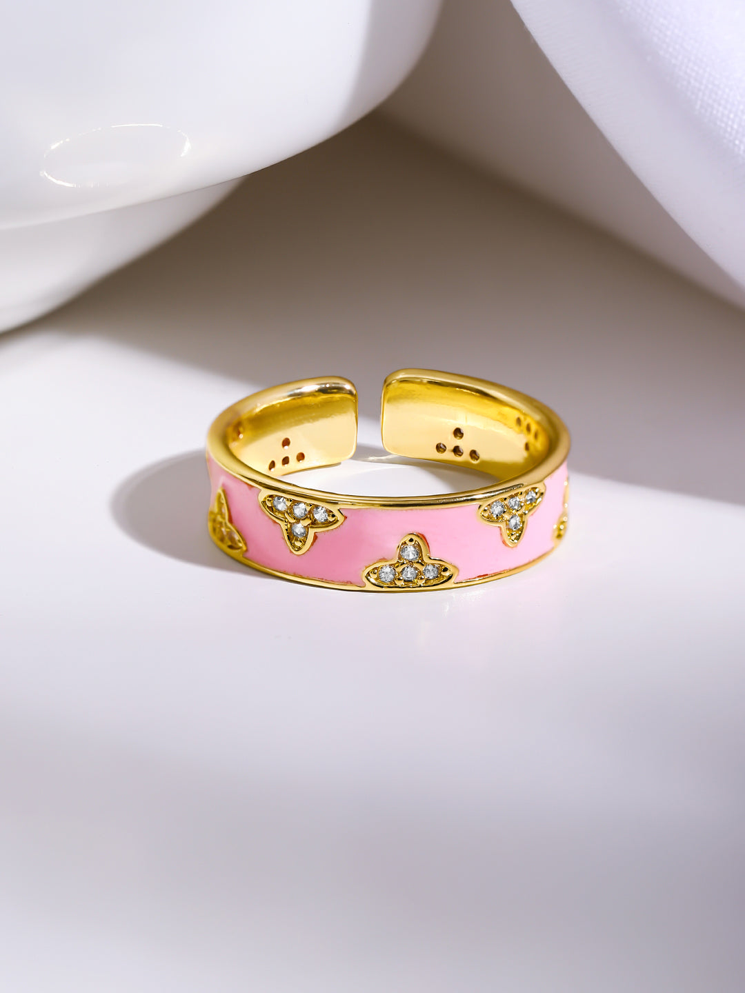 【Rubans】 Gold Plated Floral Design Enamel Pink Finger Ring｜ゴールドメッキ フローラル エナメル ピンク リング