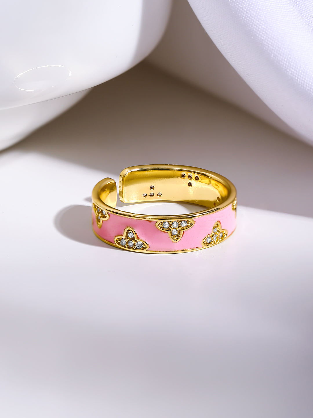 【Rubans】 Gold Plated Floral Design Enamel Pink Finger Ring｜ゴールドメッキ フローラル エナメル ピンク リング