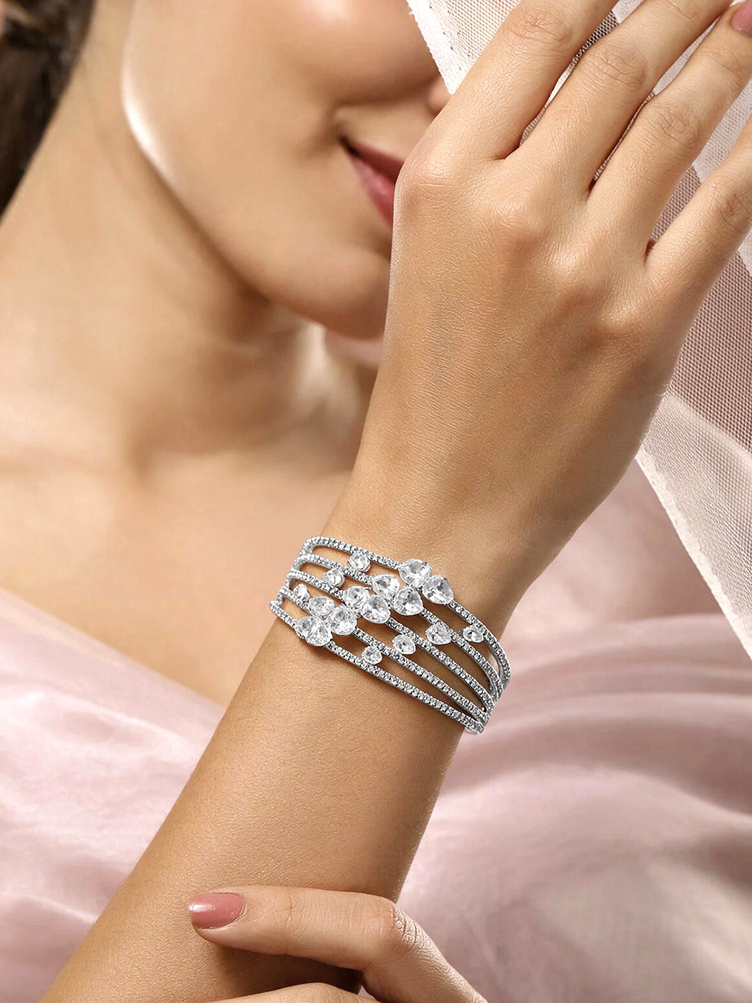 【Rubans】 Rhodium Plated Crystal Cascade Statement Bangle｜ロジウムメッキ クリスタル カスケード ステートメント バングル