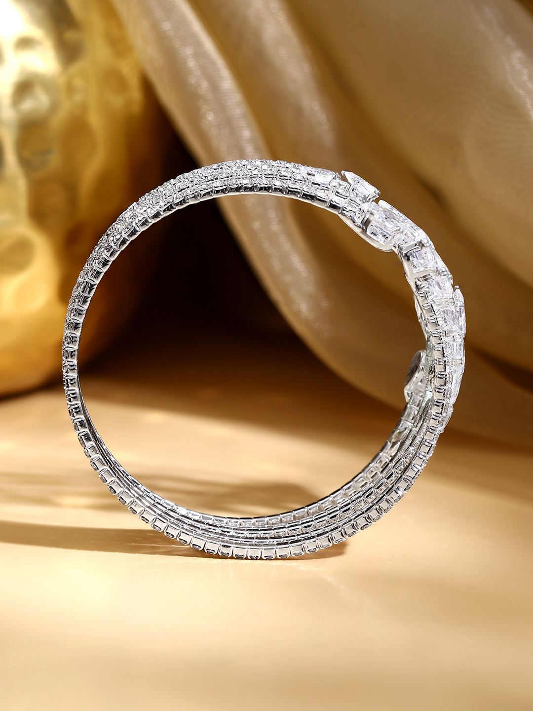 【Rubans】 Rhodium Plated Crystal Cascade Statement Bangle｜ロジウムメッキ クリスタル カスケード ステートメント バングル