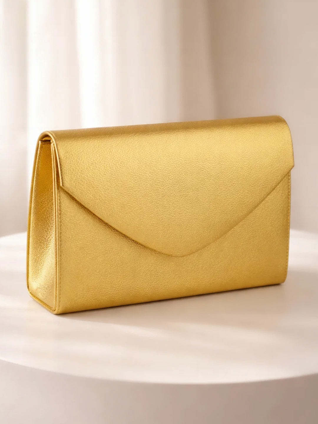 Champagne Gold Textured Luxe Envelope Clutch フリーサイズ