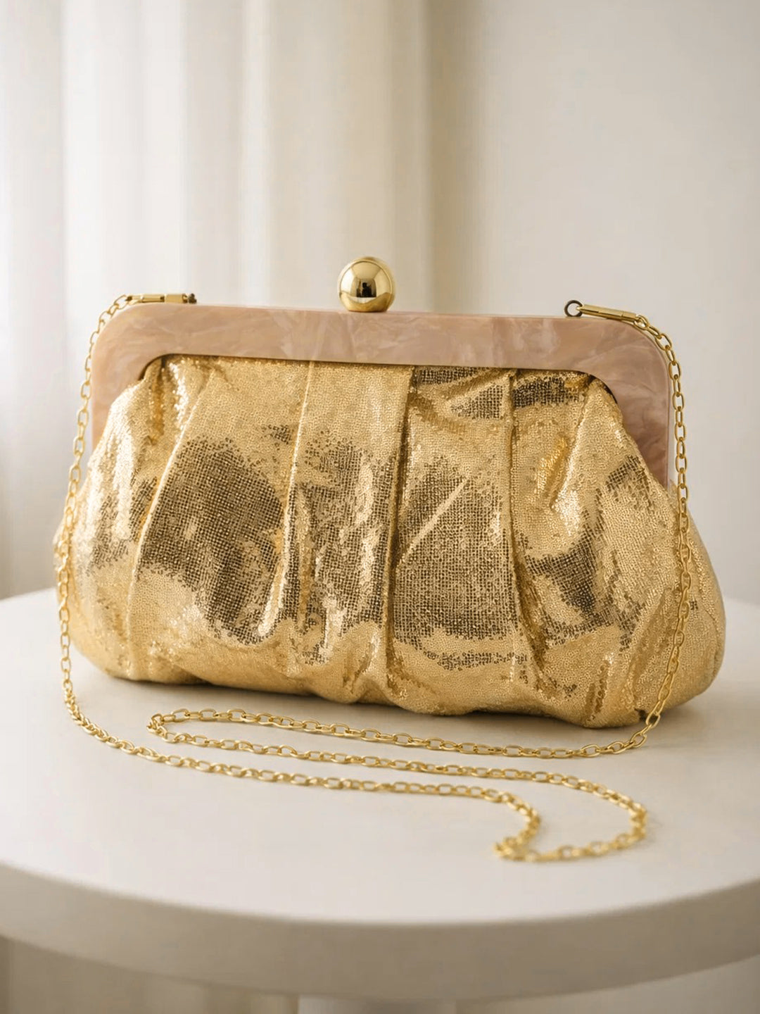 Luxe Gold Sequin Draped Clutch Bag フリーサイズ