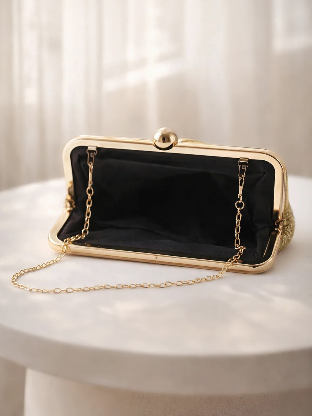 Luxe Gold Sequin Draped Clutch Bag フリーサイズ