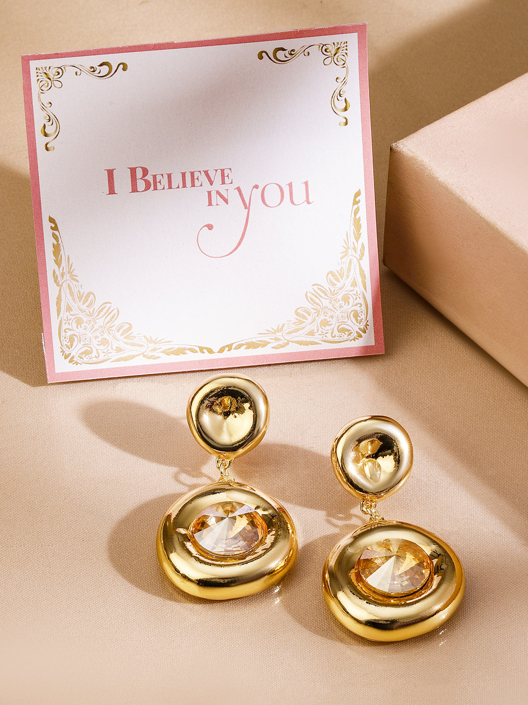 Crystal Kiss Golden Drop Earrings フリーサイズ