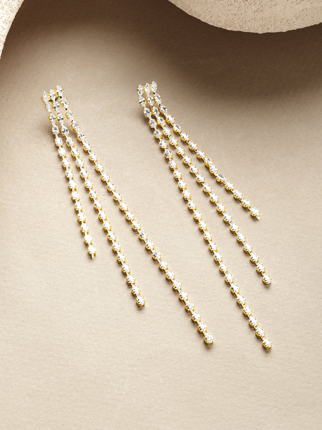 Crystal Studded Tassel Dangler Earrings フリーサイズ