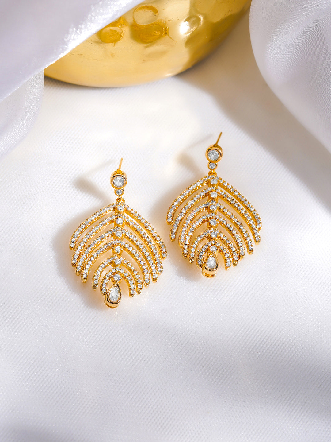 Golden Leaffall Sparkle Drop Earrings フリーサイズ