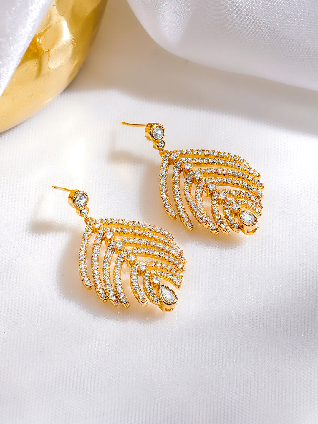 Golden Leaffall Sparkle Drop Earrings フリーサイズ