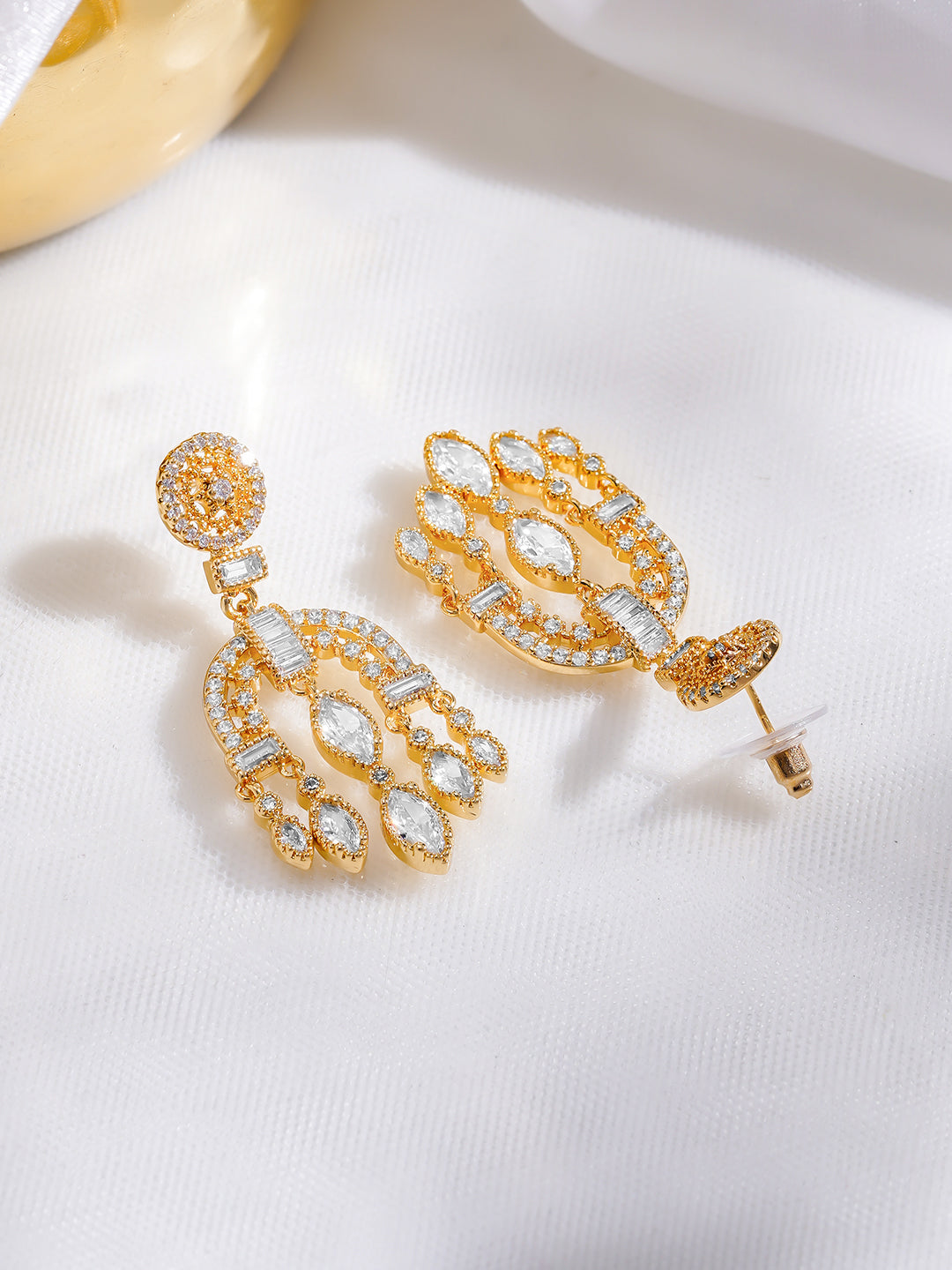 Rubans 18K Gold Plated Arch Chandelier Earrings with Marquise & Teardrop Cubic Zirconia フリーサイズ