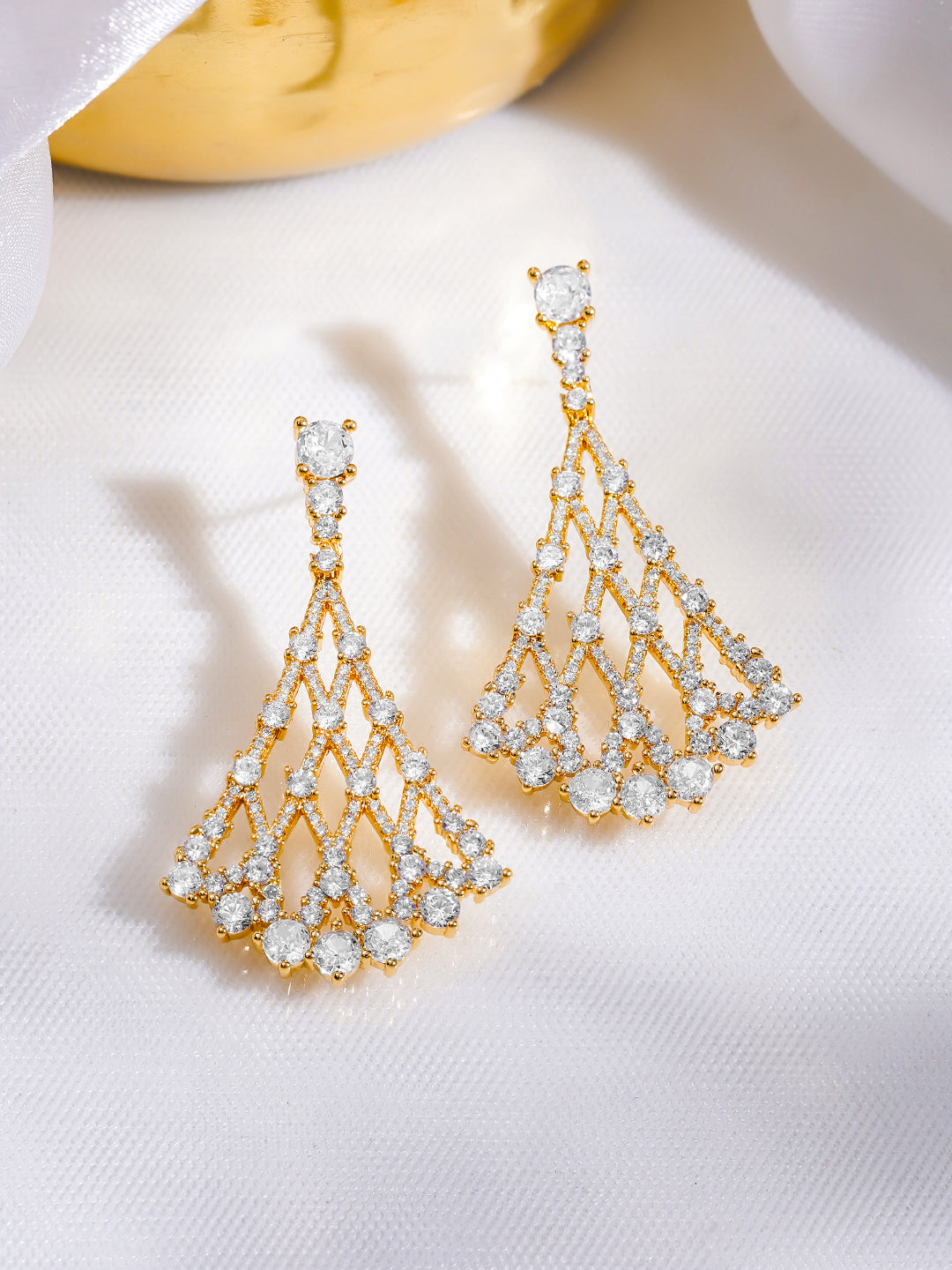 Rubans 18K Gold Plated Lattice Fan Design Cubic Zirconia Dangler Earrings フリーサイズ