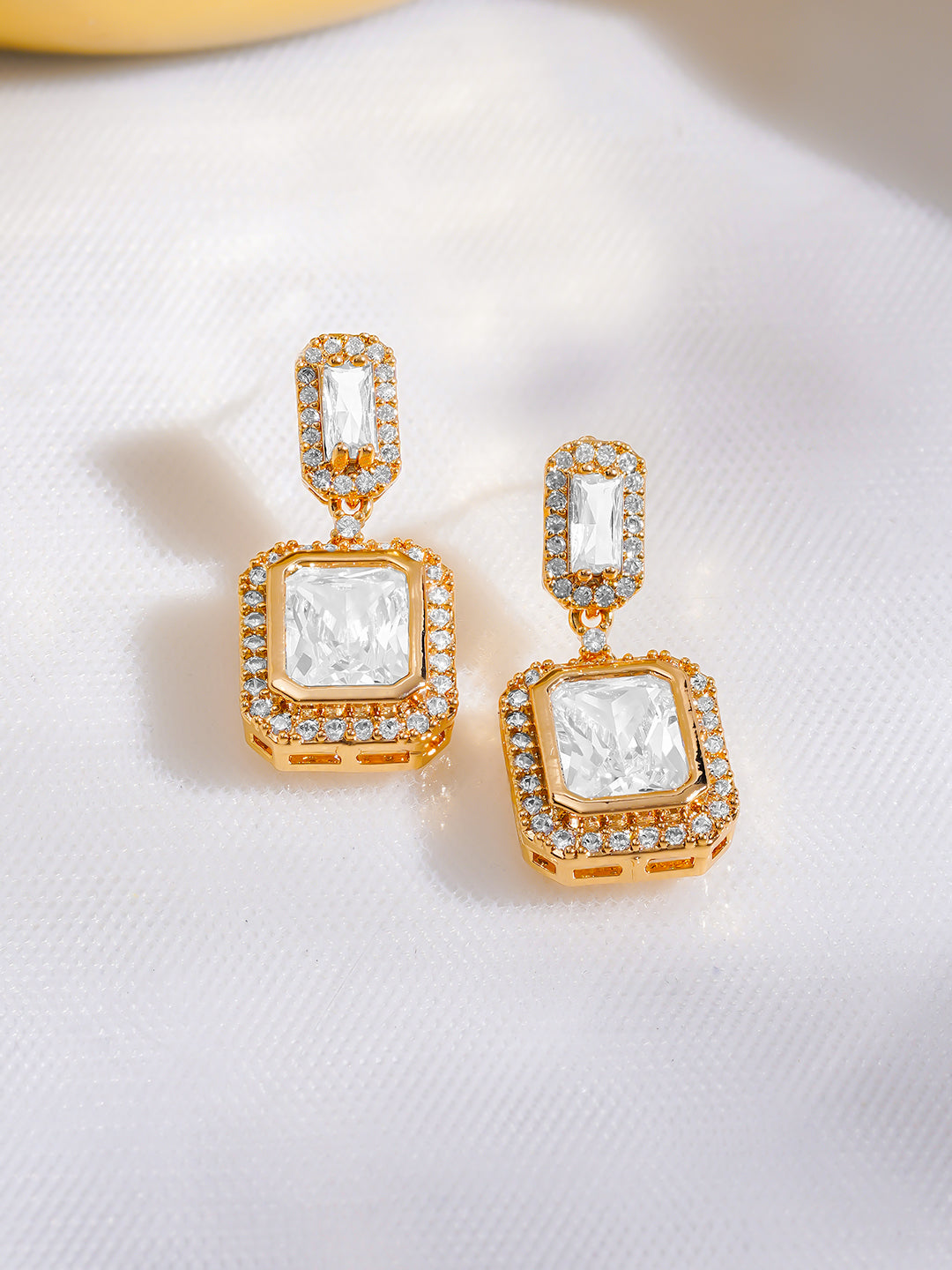 Rubans 18K Gold-Plated Drop Earrings with Crystal Cubic Zirconia Sparkling Stones フリーサイズ