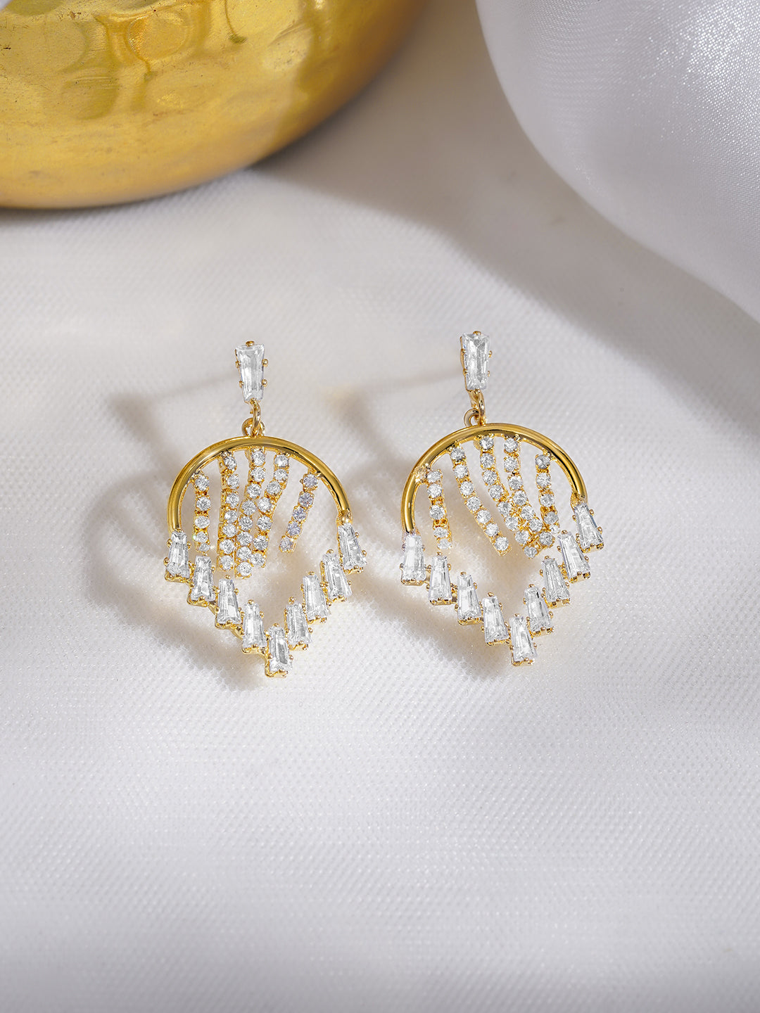 Rubans 18K Gold-Plated Brass Clear Cubic Zirconia Embellished Modern Drop Earrings フリーサイズ