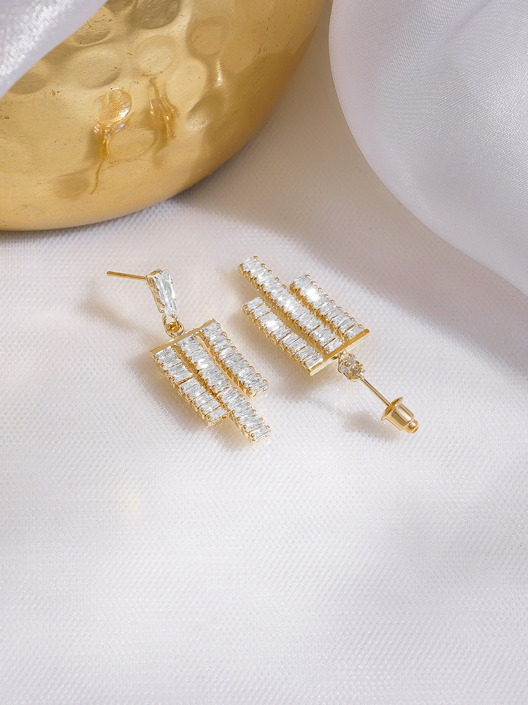 Rubans 18K Gold Plated Crystal Zirconia Embellished Multi-Tassel Statement Earrings フリーサイズ