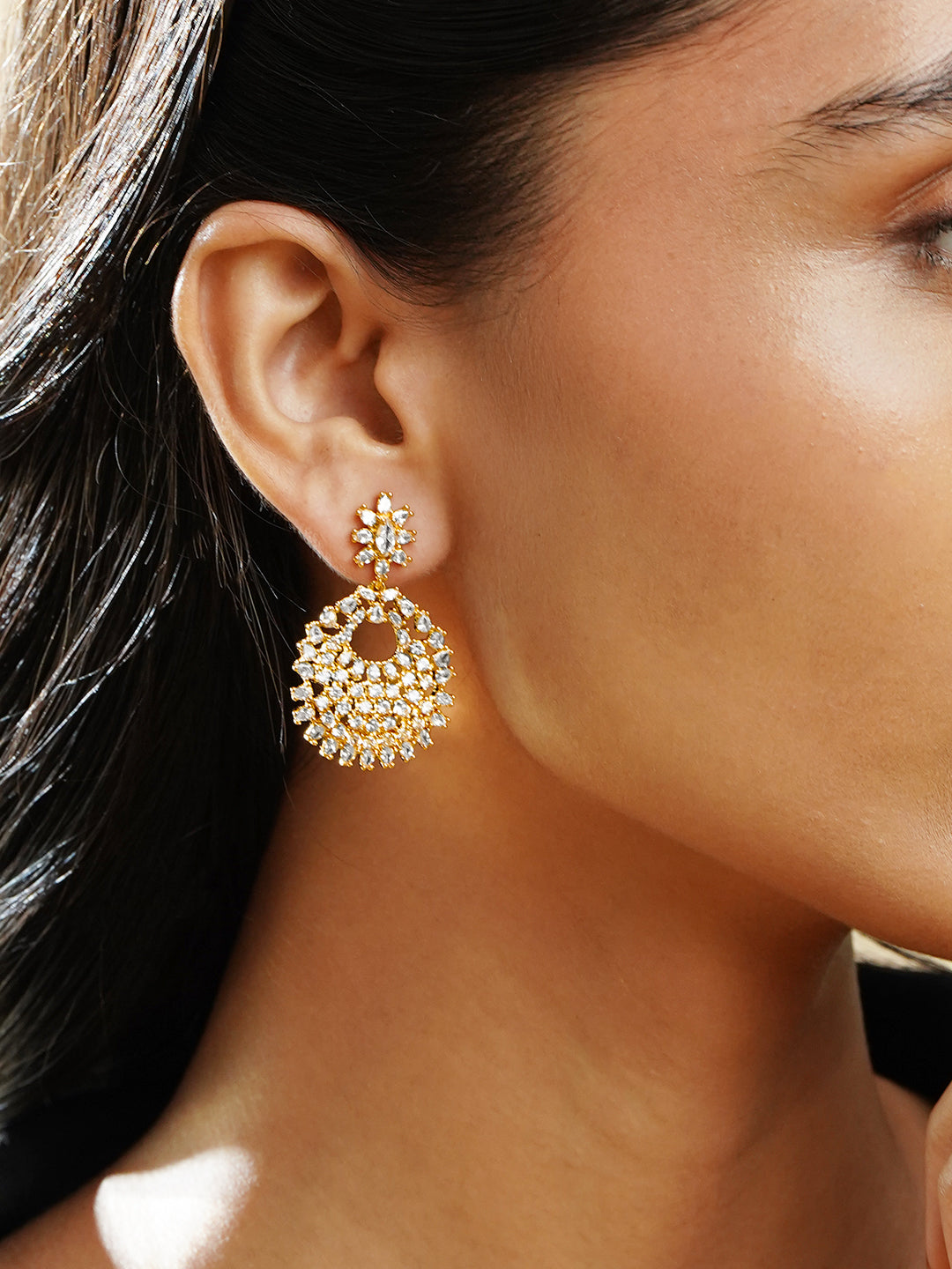 Rubans 18K Gold-Plated Round Crystal Zirconia Studded Statement Drop Earrings フリーサイズ