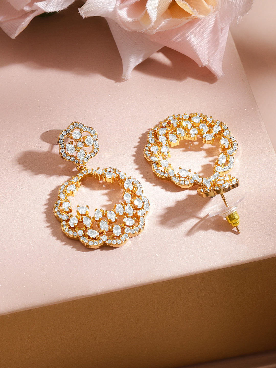 【Rubans】 Gold Plated Brass American Diamond Floral Drop Earrings｜ゴールドメッキ アメリカンダイヤモンド フローラル ドロップイヤリング