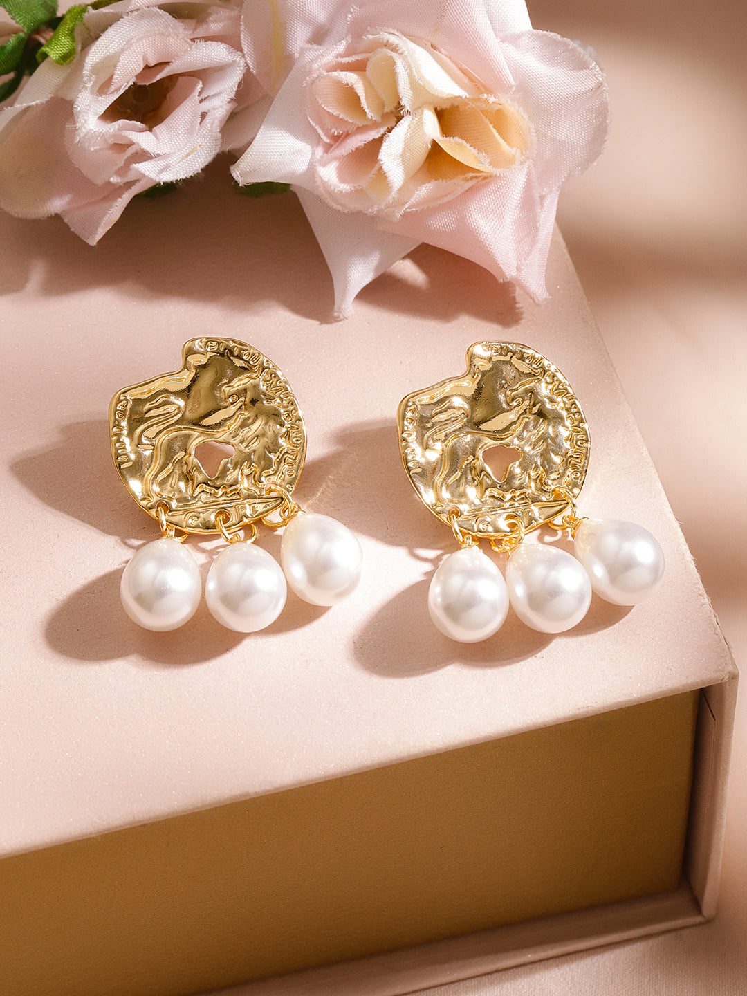 Gold Pearl Drop Statement Earrings フリーサイズ