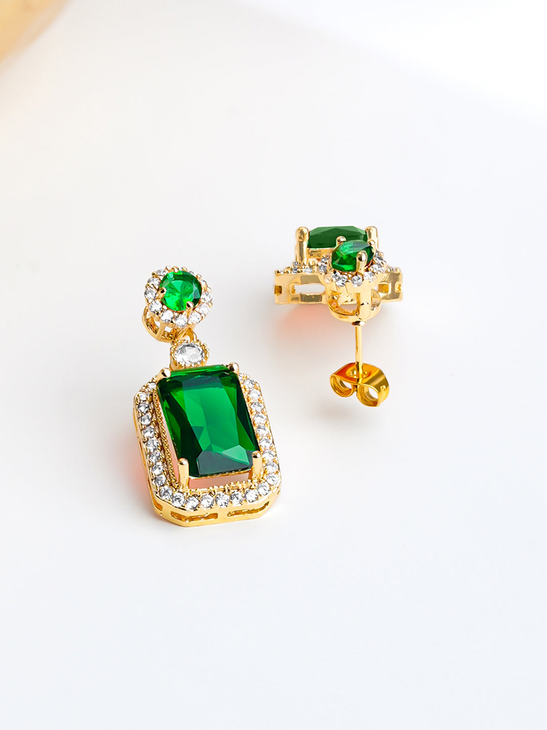 【Rubans】 18K Gold Plated Emerald Crystal Halo Drop Earrings | Anti Tarnish｜18K ゴールドメッキ エメラルドクリスタル ヘイロー ドロップイヤリング
