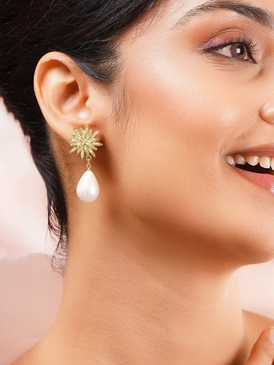 【Rubans】 Gold Plated Star Motif Pearl Drop Earrings｜ゴールドメッキ スターモチーフ パールドロップ イヤリング