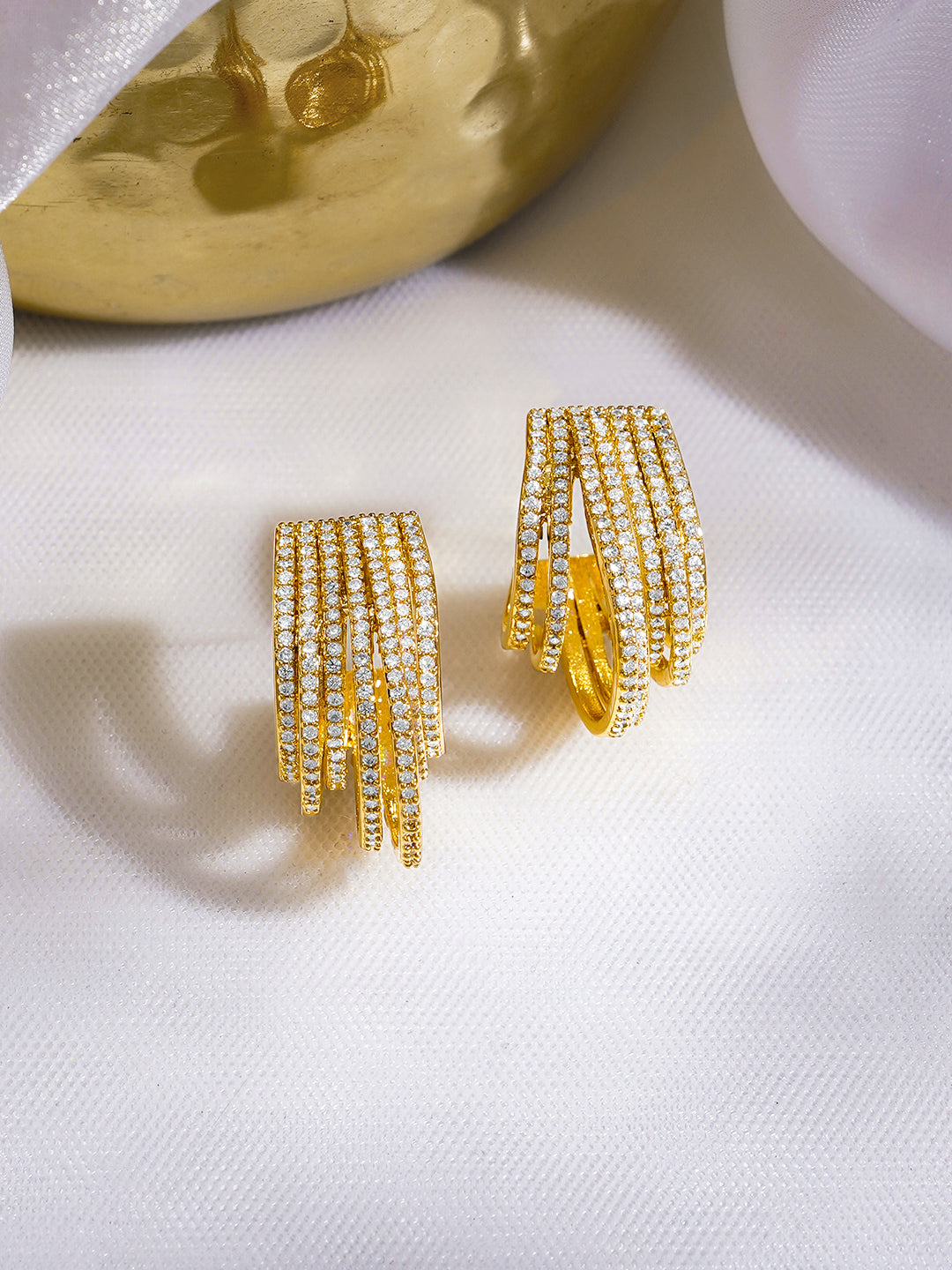 Contemporary Gold Finish Statement Hoops フリーサイズ