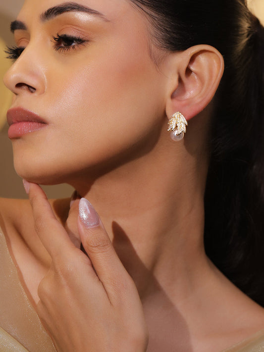 Botanic Bloom Leafy Pearl Stud フリーサイズ